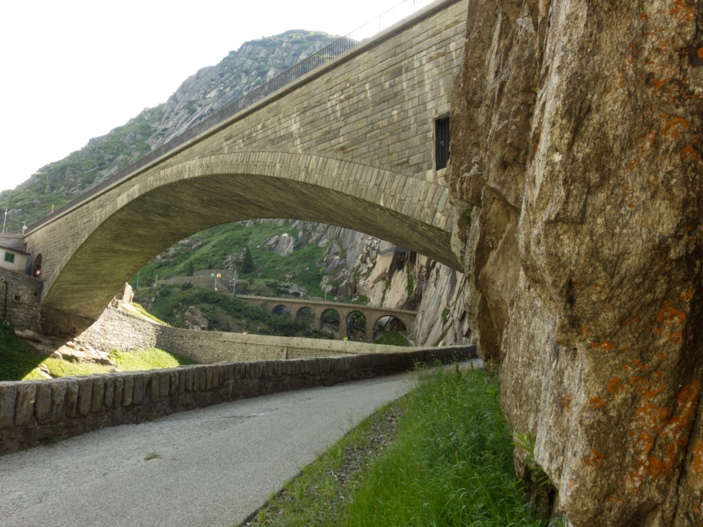 Devil's Bridge and the railway bridge in Schöllenen Gorge.
